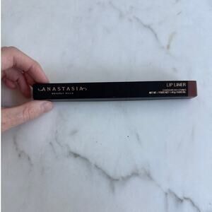 Anastasia Beverly Hills Lip Liner Deep Taupe